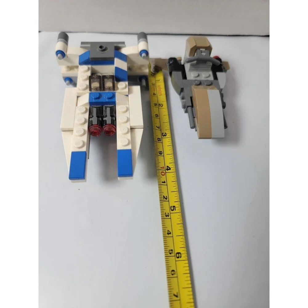 LEGO Star Wars Spacecraft Vehicle Lot of 2 Built Models No Minifigures...